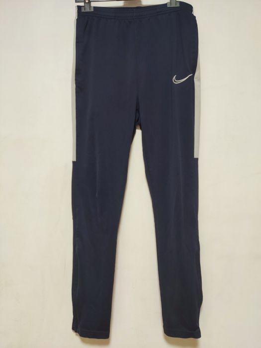 Оригінальні штани Nike