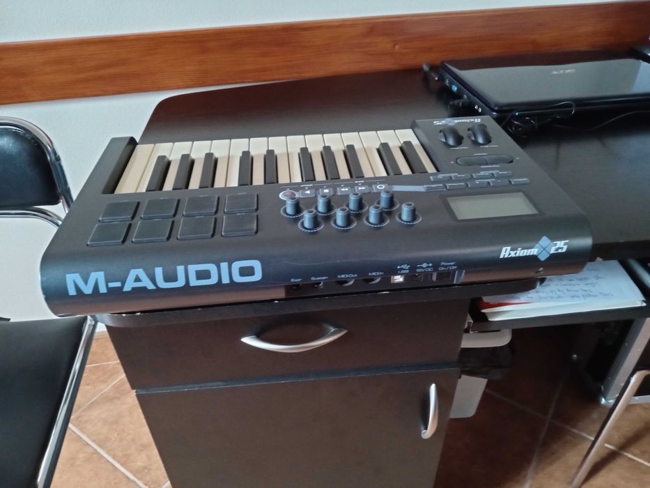 Klawiatura sterująca M-Audio  AXION 25