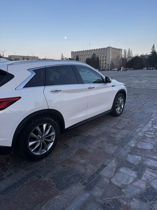 Infiniti QX50 2.0 AWD 2019 Lux Essential