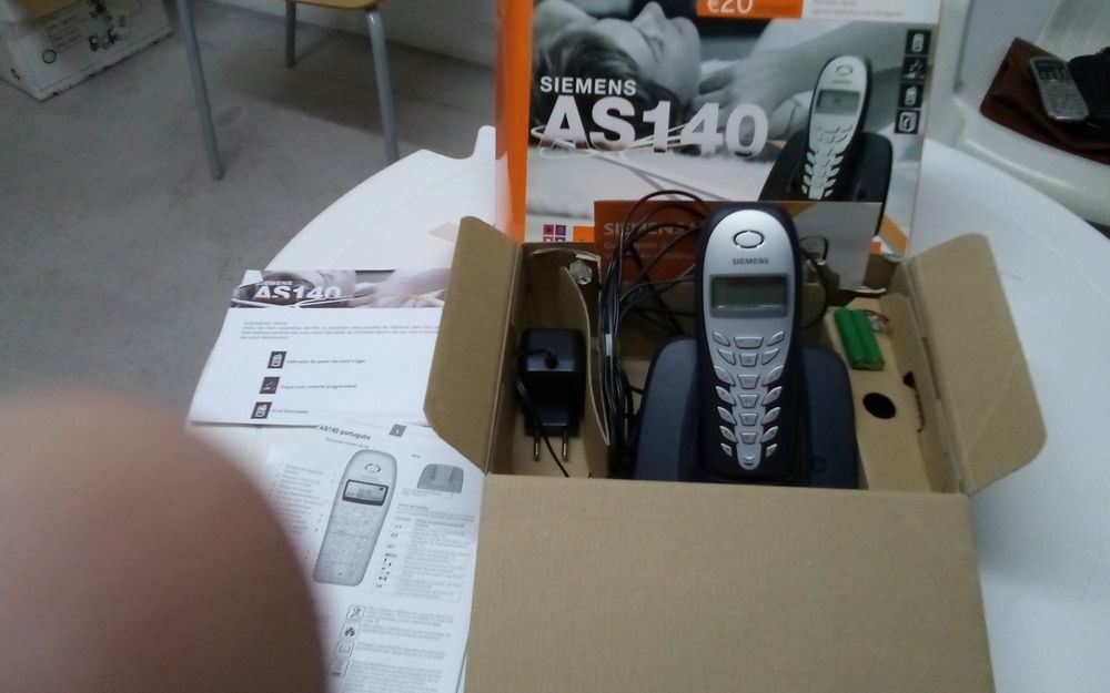 Telefone , tecnologia , sem uso.novo.