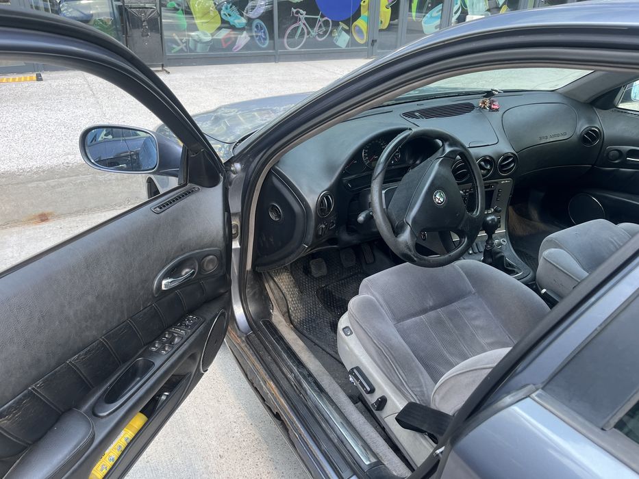Продам Alfa Romeo 166 2.0