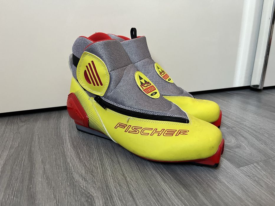 Бігові лижні черевики SNS Fischer розмір 42.5 стелька 27.5 см