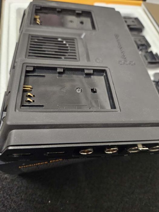 Monitor/Recorder – Blackmagic Video Assist 4K64284286644482123