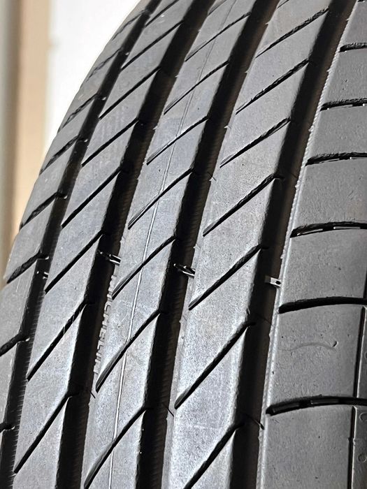 Pneus Michelin Primacy 4 - 165/65/15 - Como NOVOS