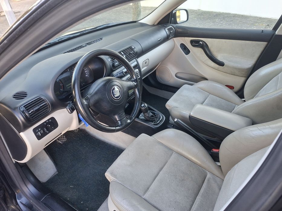 Seat Toledo 2.3 V5 122.000km