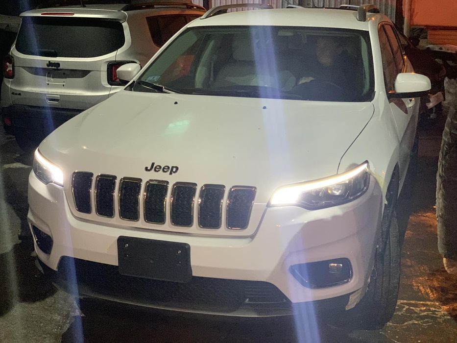 Фара jeep Cherokee 2019/фара джип чироки 2019