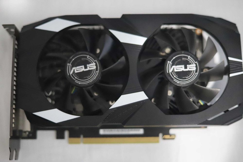 Комплектуючі до комп'ютера