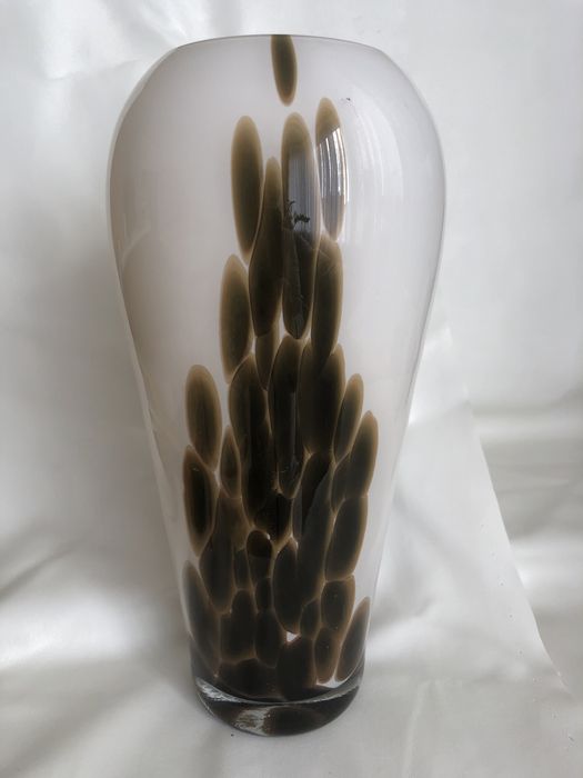 Ваза из стекла для декора, цветов