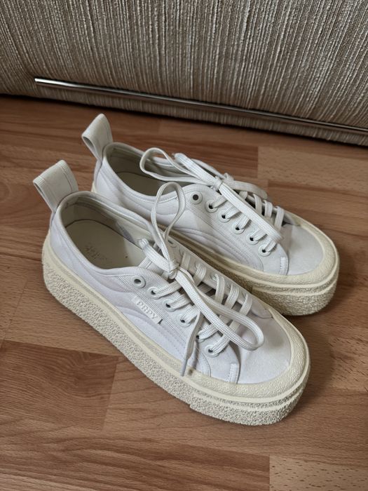 Жіночі білі кеди