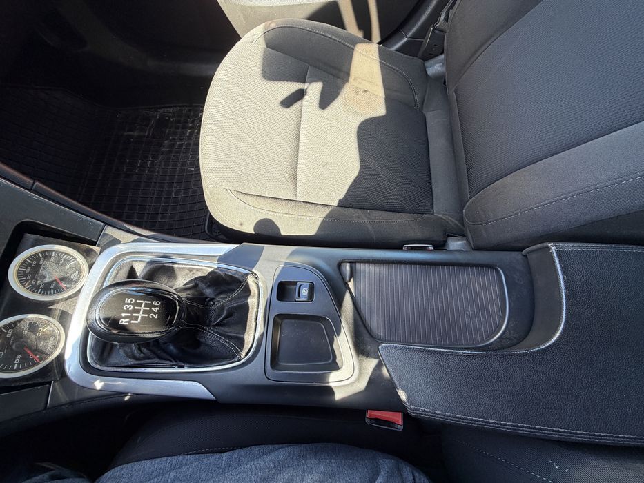 Opel Insignia  2.0  2010
