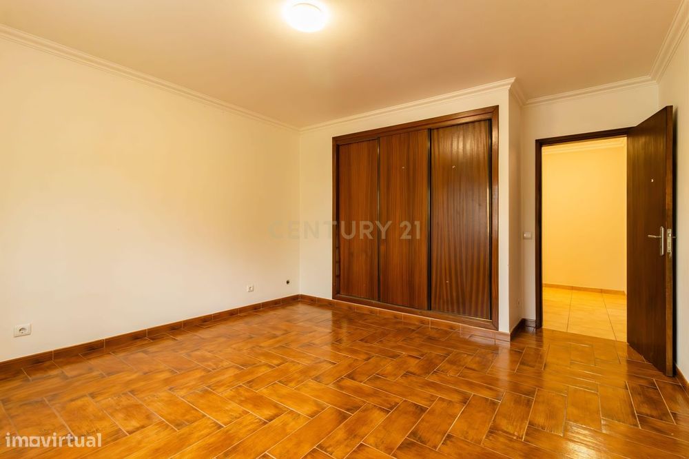 Moradia T5