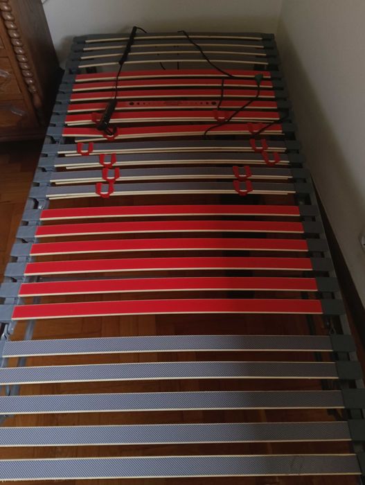 Vendo cama articulada elétrica