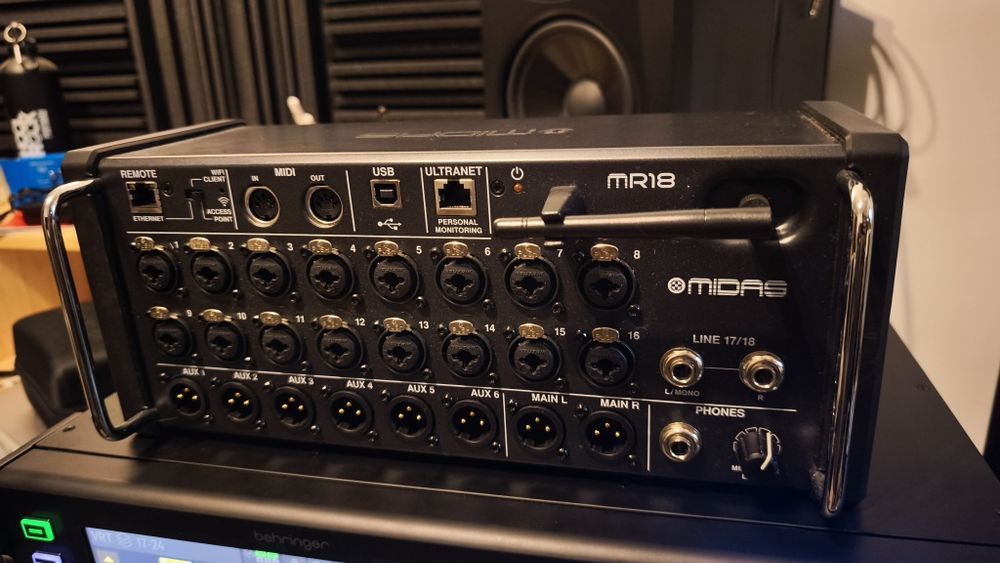 Midas MR 18 como nova