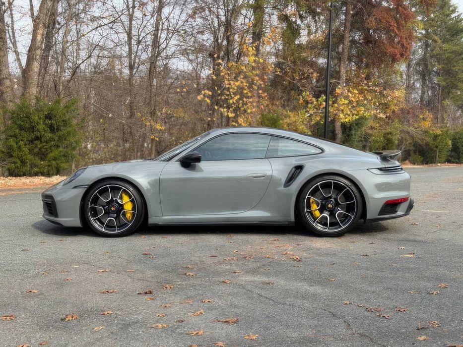 Porsche 911 Turbo S      2021
