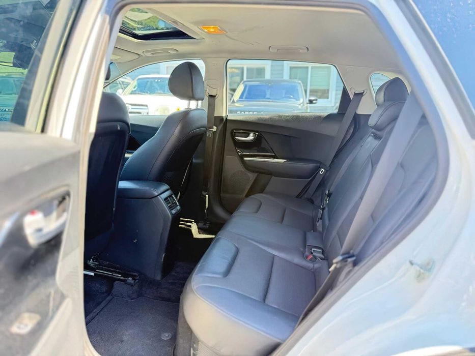 Kia Niro      2018