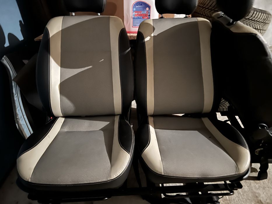 Продам сідушки Рено Трафік