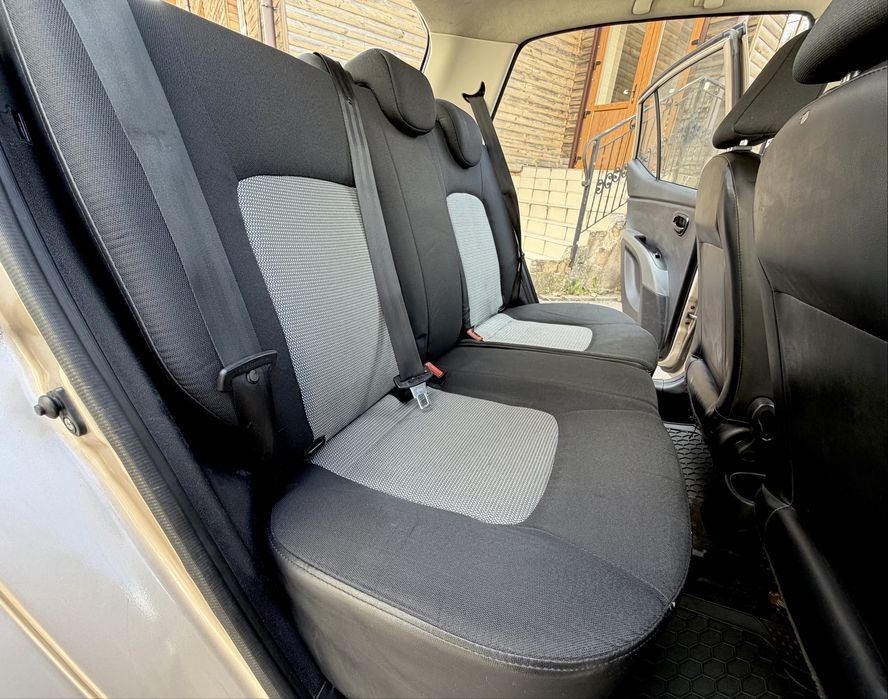 Hyundai i10 2008 автомат a/c