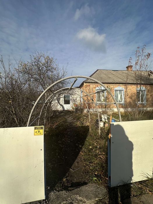 Частина будинку цегляний