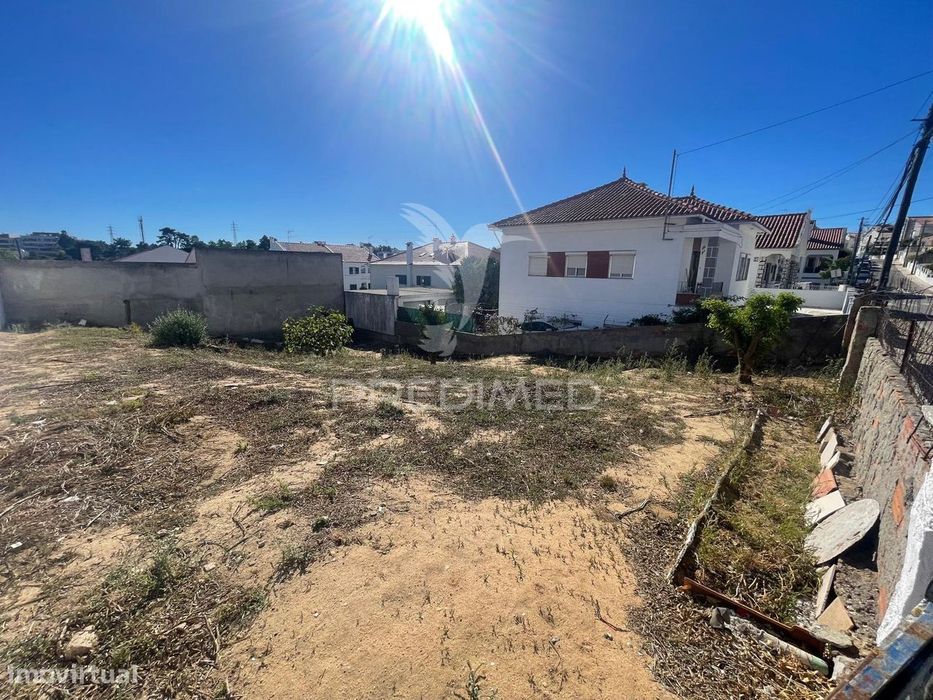 Terreno à venda na Rua António Assunção Sobreda