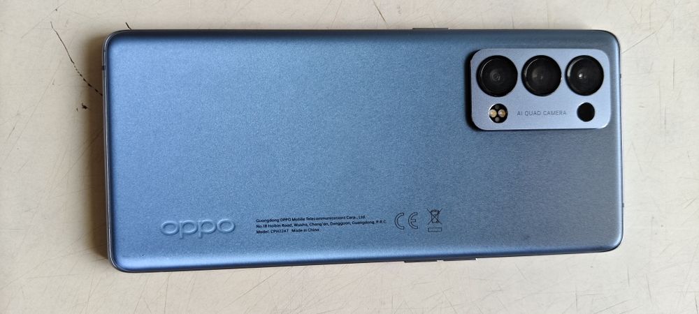 Oppo Reno5 Pro 5G 256GBブラック 充電器付き Oppo Reno5 Pro 5G 256GBブラック 充電器付き