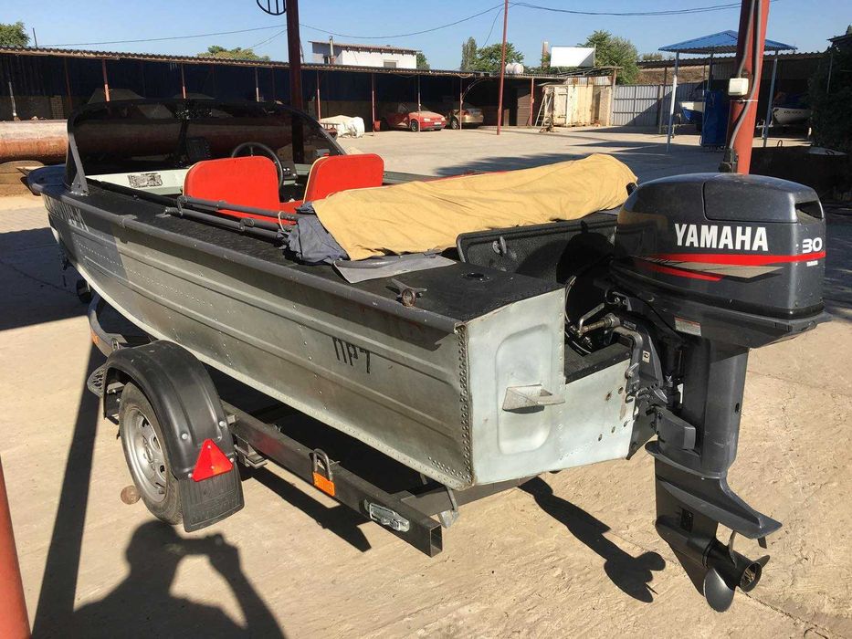 Лодка Днепр Yamaha 30 Лафет