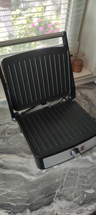 Гриль Grunhelm  .