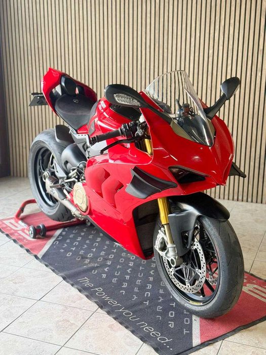 Ducati Panigale V4S