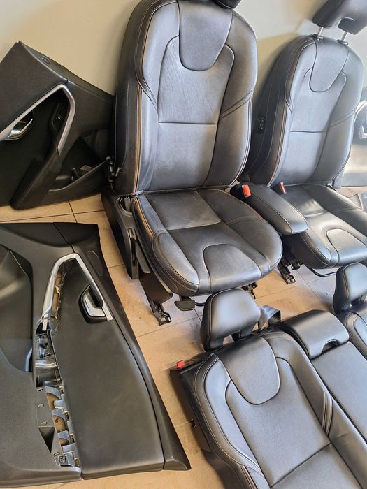 Fotel Fotele Skóra Boczki Komplet VolVo V40 II V40 2012-19r