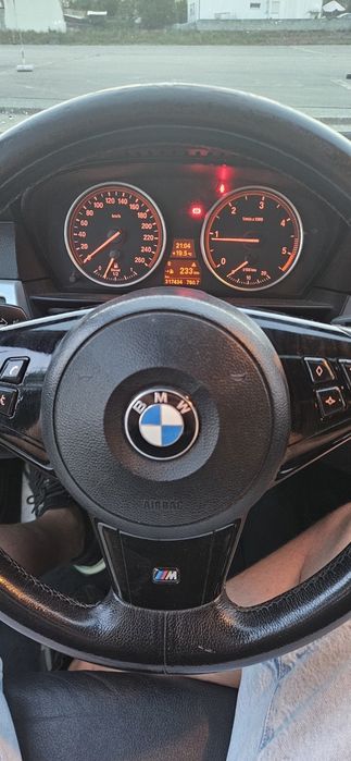 BMW 520 — fotografia 8
