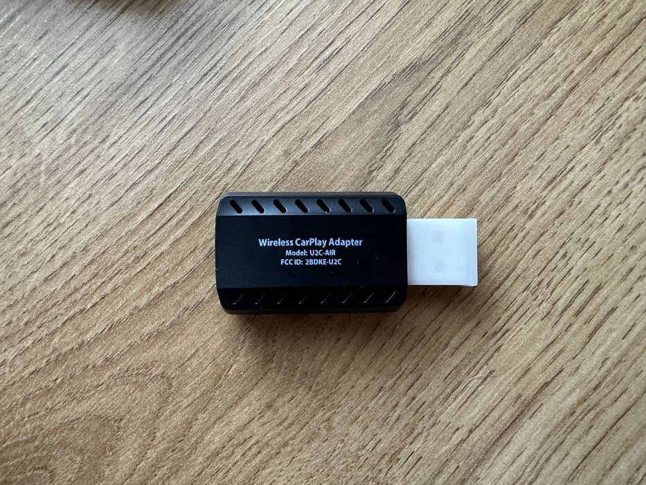 Bezprzewodowy adapter Apple CarPlay MSXTTLY