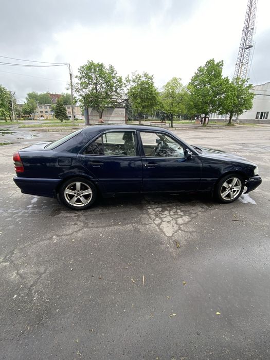 Продам Mersedes W202 C200