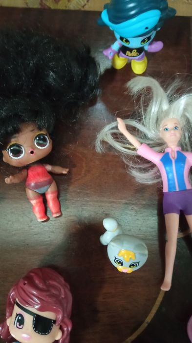 Bonecas Lol e acessórios