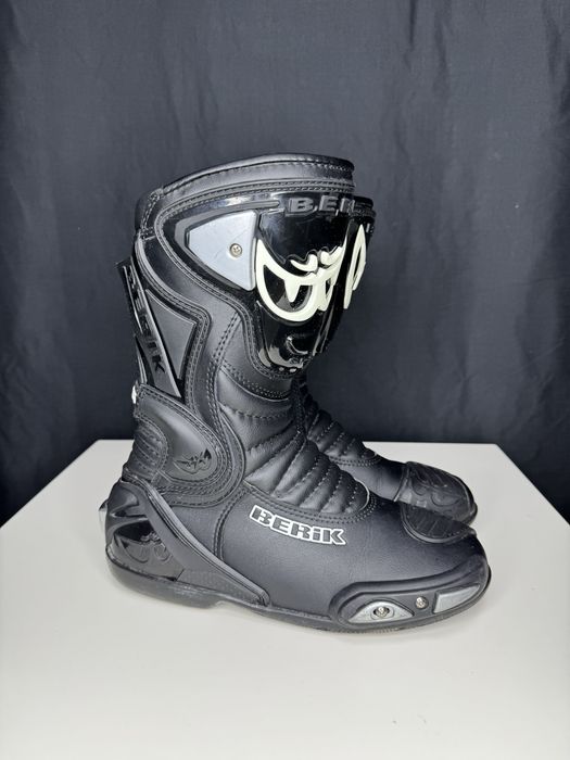 Buty Motocyklowe Berik 42 GP-X Losail WP Sportowe Dainese Alpinestars Shima Rst Sidi Wodoodporne