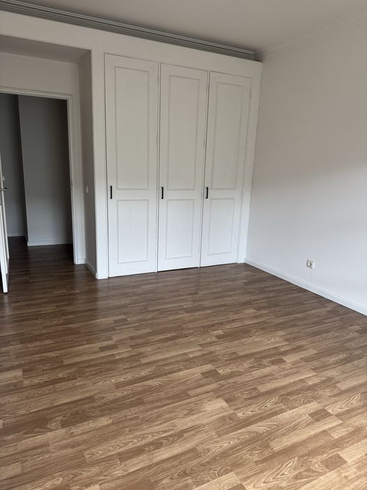 Apartamento T2 arrendar - Centro comercial Villa Guimaraes