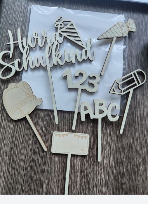 Topper topery drewniane dekoracje na babeczki tort 7szt O649