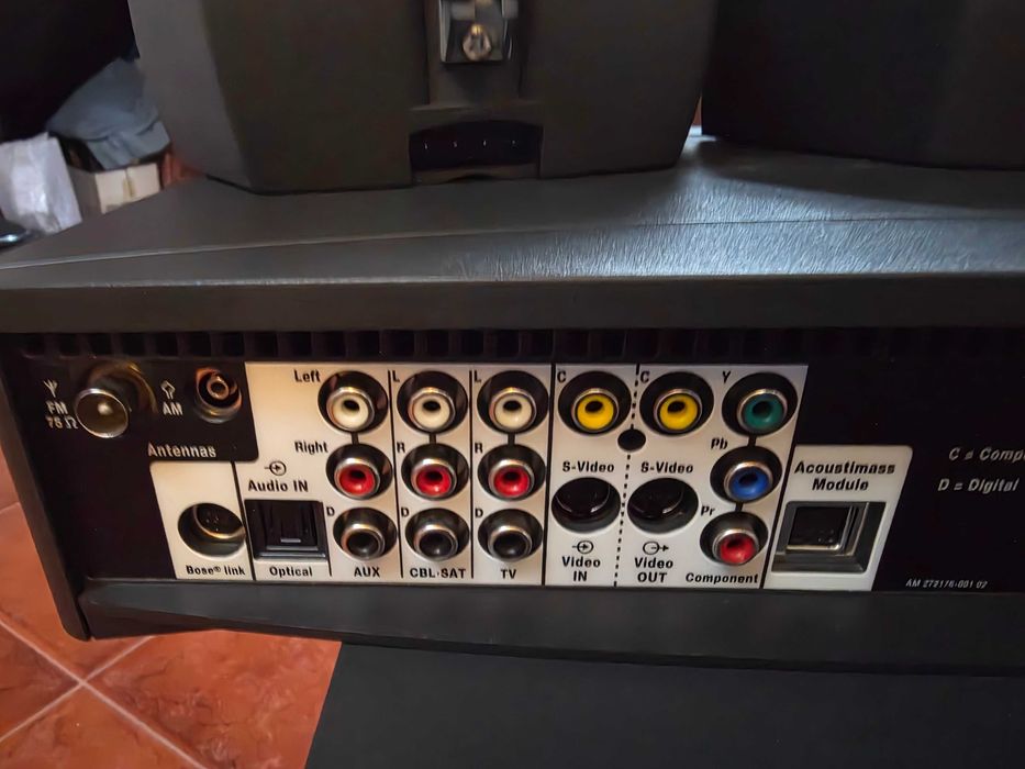 Bose Acoustimass | Conjunto completo | AV 3-2-1 | Centro de mídia