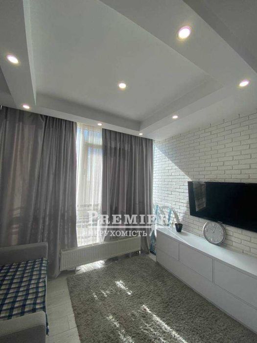 Студія в новому ЖК Центр Одеси. Дизайнерський ремонт