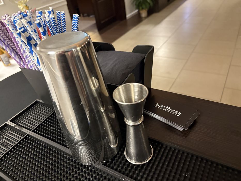 Mobilny bar i barman na imprezę