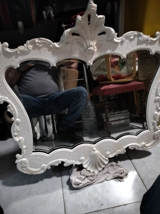 Moldura antiga em bom estado