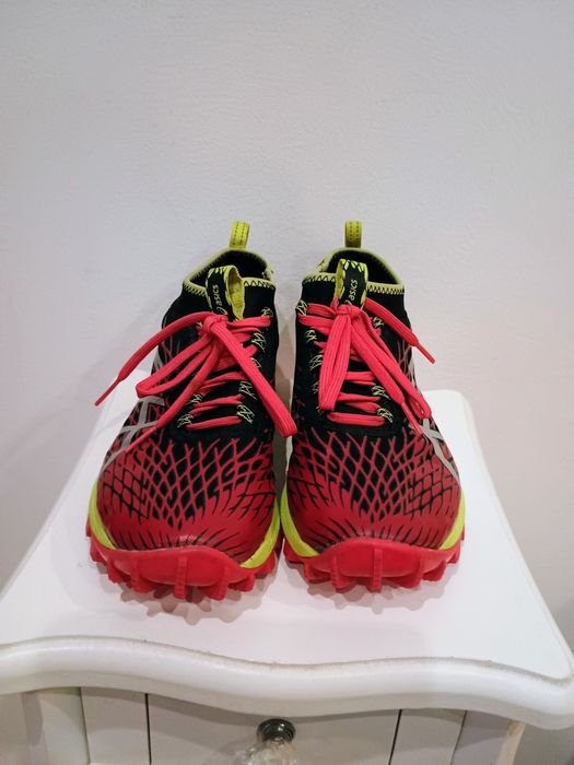 Buty sportowe Asics rozm.39,5