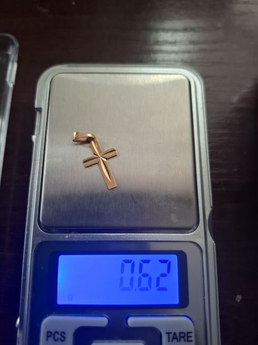 Krzyżyk zawieszka złota 585