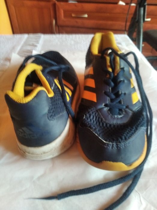 Buty Adidas rozm. 34