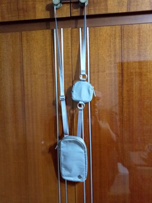 Чохол для телефону LULULEMON