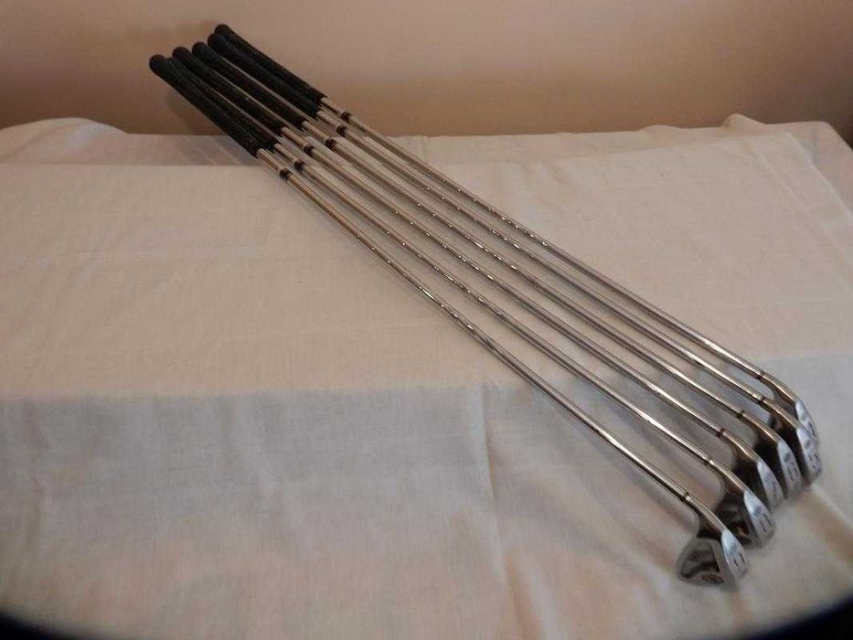 Kije do golfa Wilson 1200 – zestaw 6 sztuk