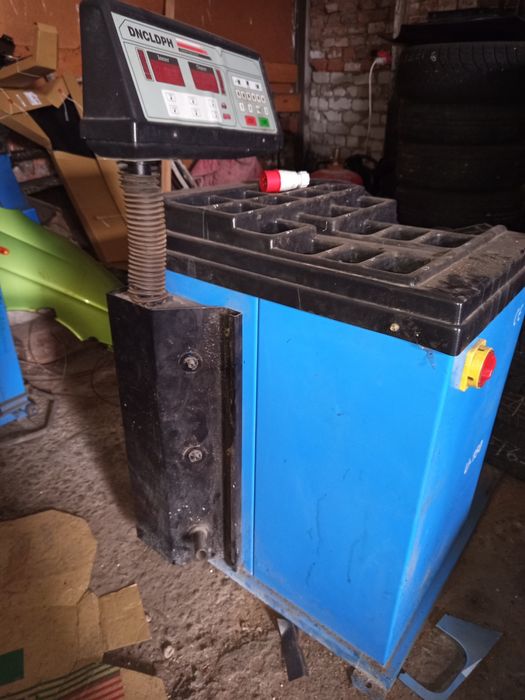 Продам балансировачный станок U150