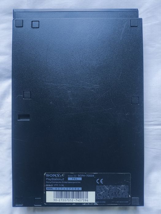 PlayStation 2 Slim + Extras