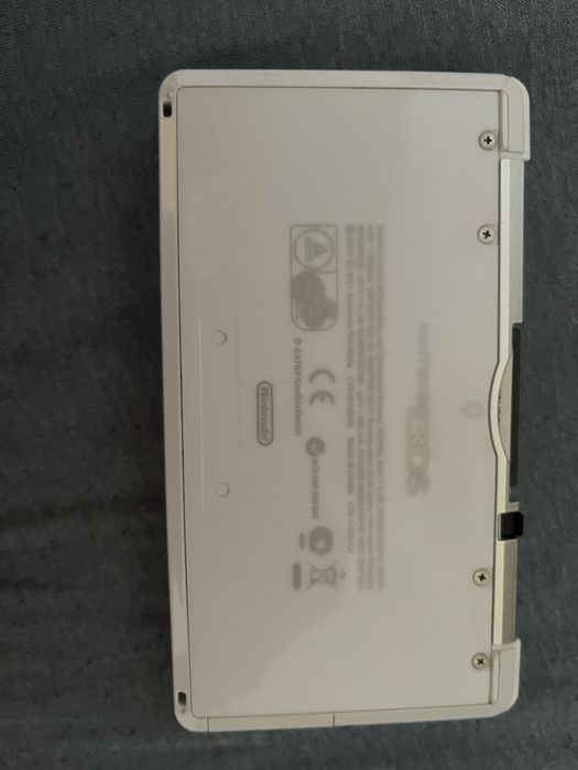 Nintendo 3ds Mint