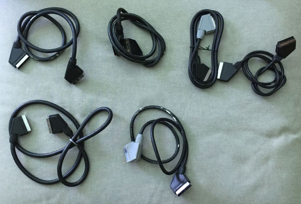 Conjunto de Cabos Scart