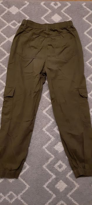 Spodnie Cropp cargo damskie rozm.36