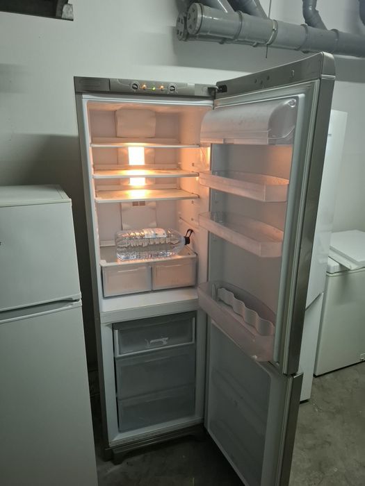 Frigorífico ariston a um preço acessível
